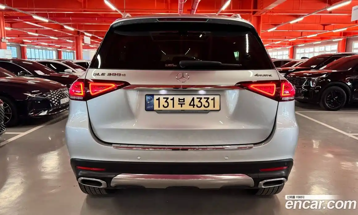Mercedes-Benz GLE-Class 2022 2.0 гидро, фото 4 Mercedes-Benz GLE-Class 2022 2.0 гидро, фото 4