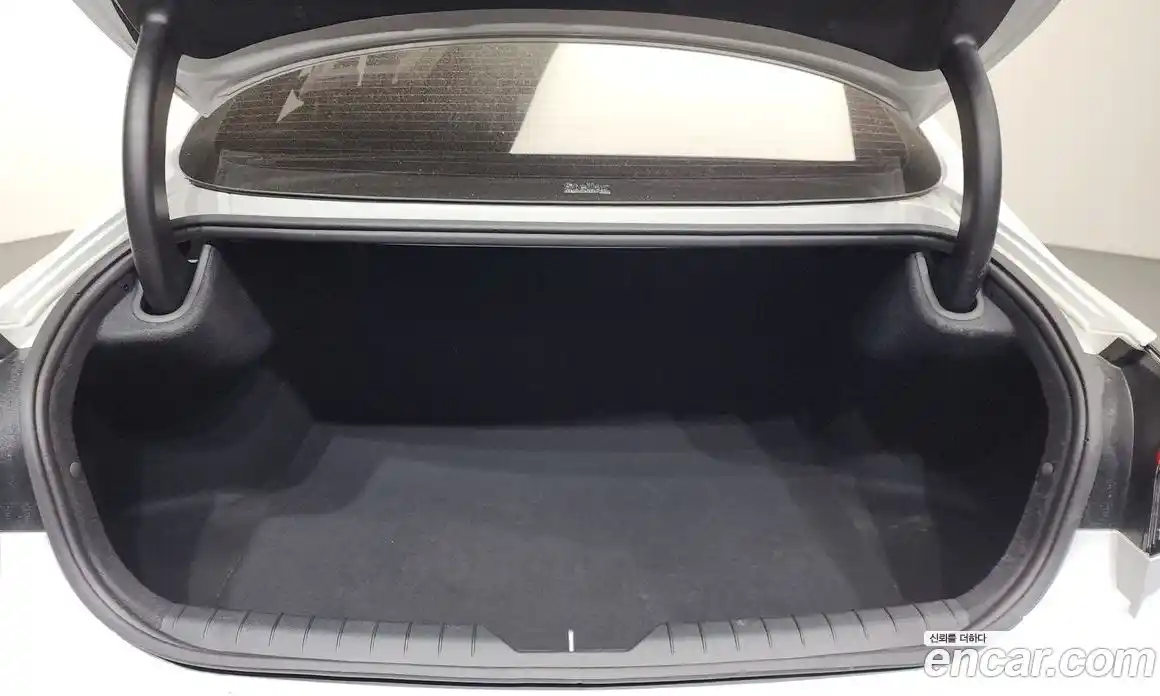 Hyundai Sonata 2024 1.6 гидро, фото 20