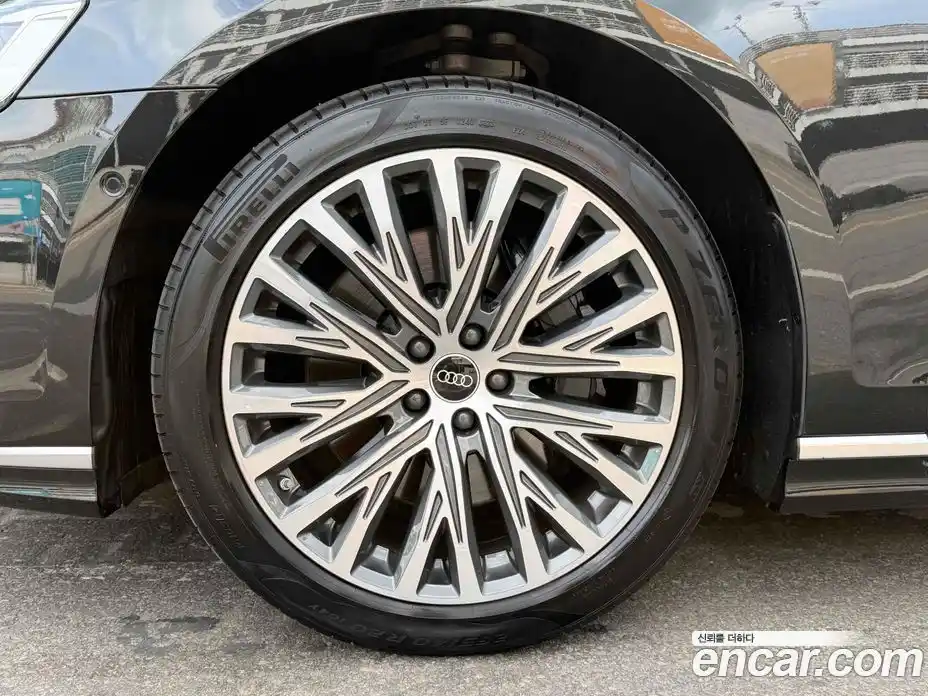 Audi A8 2023 3.0 автомат (гидро), фото 5