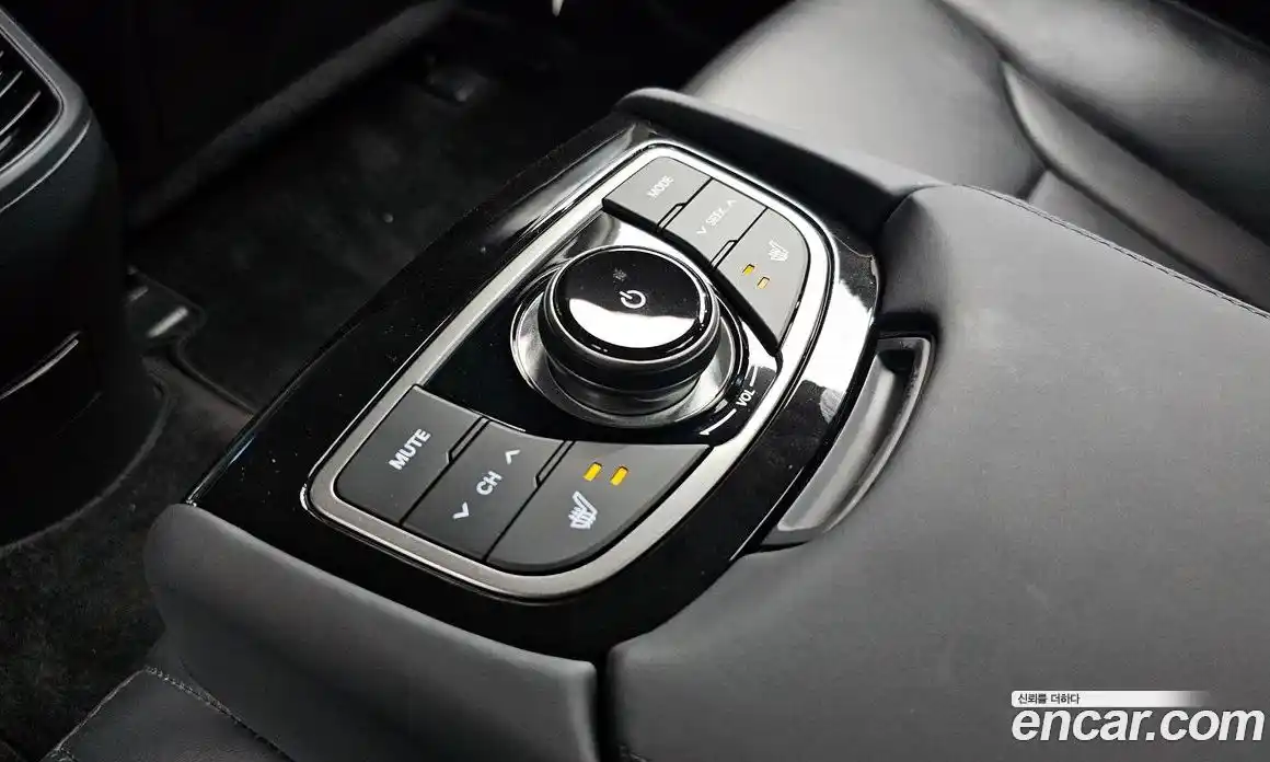 Hyundai Grandeur 2013 2.4 автомат (гидро), фото 25