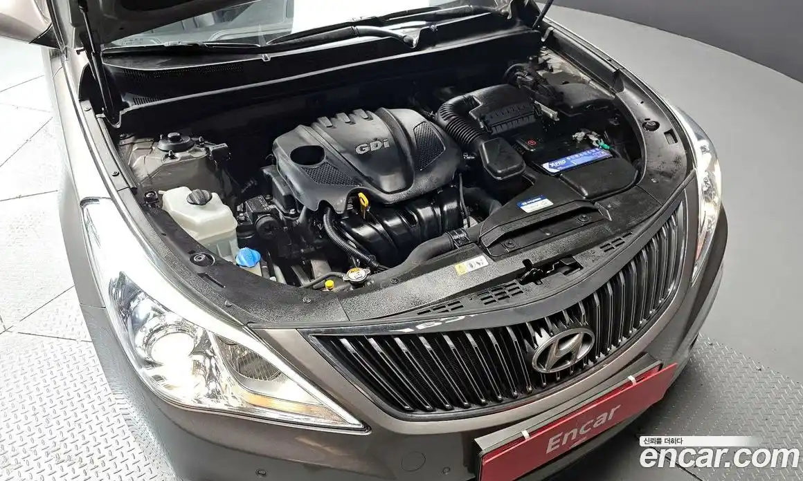 Hyundai Grandeur 2013 2.4 автомат (гидро), фото 6