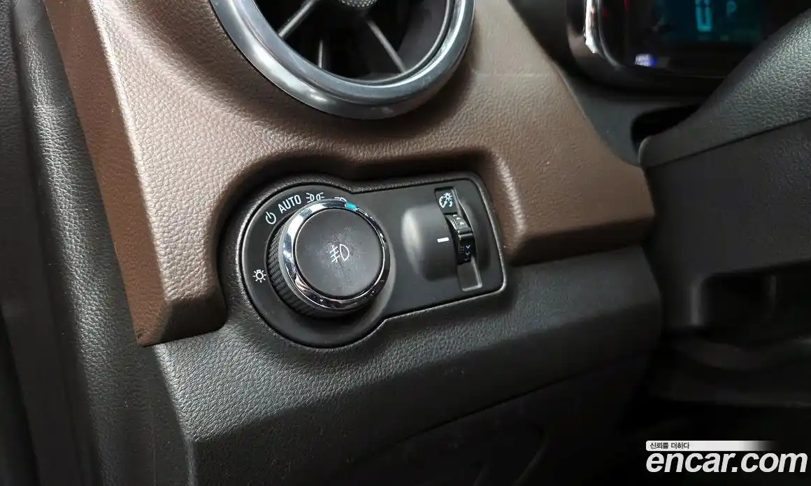 Chevrolet Trax 2015 1.6 автомат (гидро), фото 18