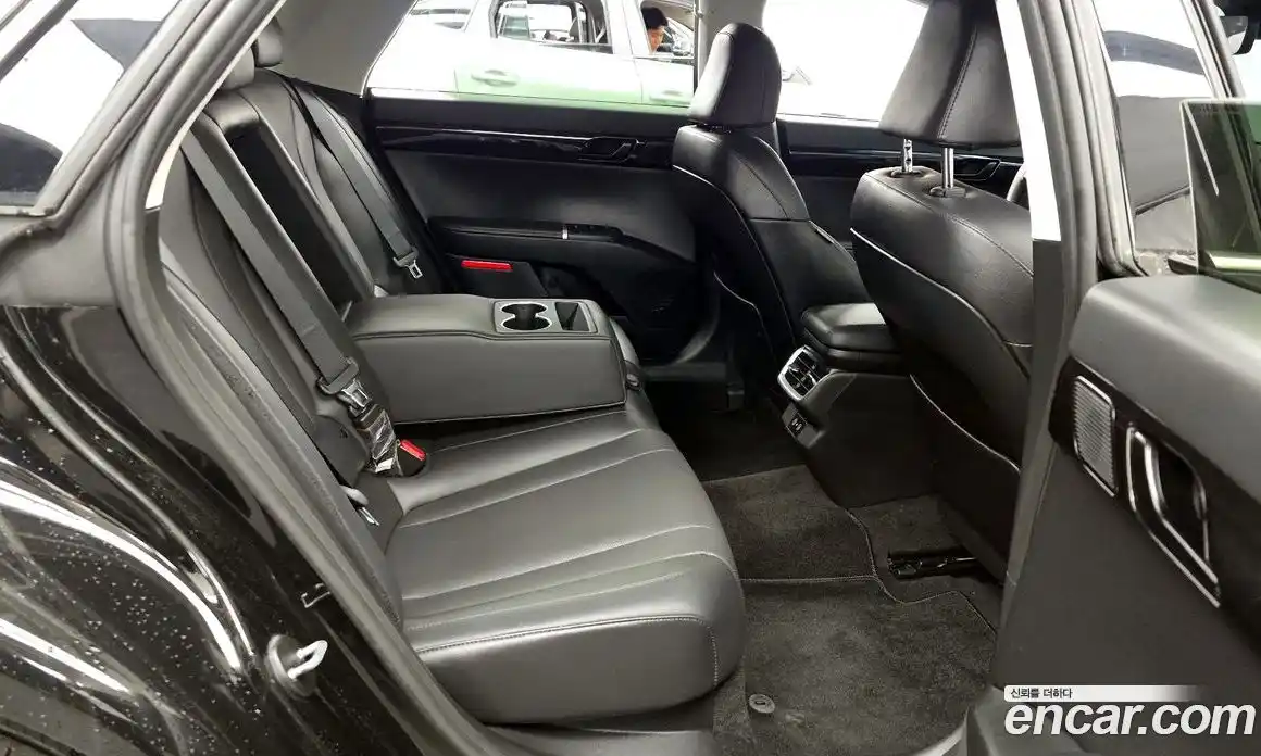 Hyundai Grandeur 2023 2.5 автомат (гидро), фото 12