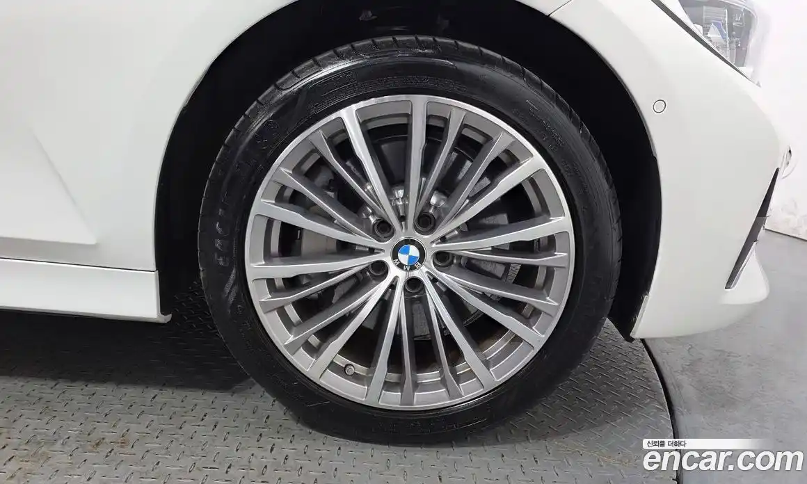 BMW 3-Series 2021 2.0 гидро, фото 7