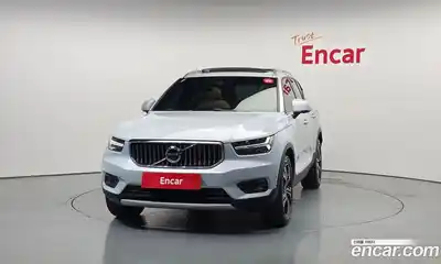 Volvo XC40 2020 2.0 автомат (гидро), миниатюра 3