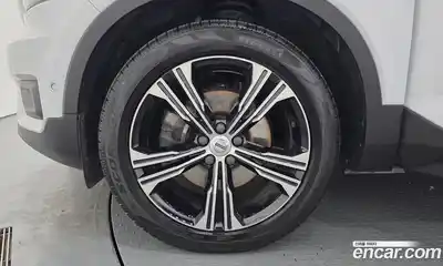 Volvo XC40 2020 2.0 автомат (гидро), миниатюра 5