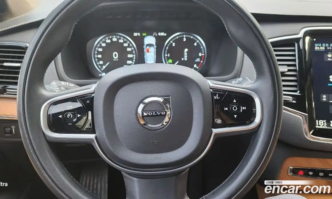 Volvo XC90 2017 2.0 автомат (гидро), фото 15