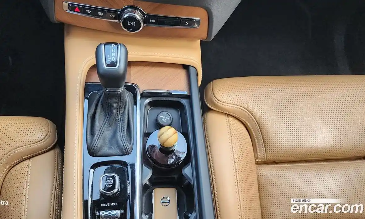 Volvo XC90 2017 2.0 автомат (гидро), фото 9