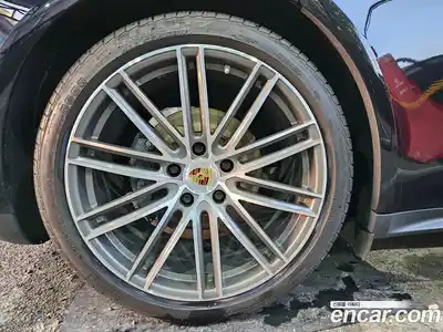 Porsche Panamera 2018 2.9 автомат (гидро), миниатюра 5