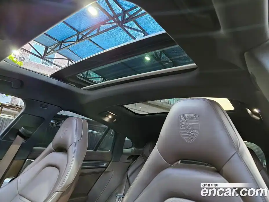 Porsche Panamera 2018 2.9 автомат (гидро), фото 10