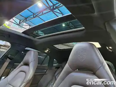 Porsche Panamera 2018 2.9 автомат (гидро), миниатюра 10