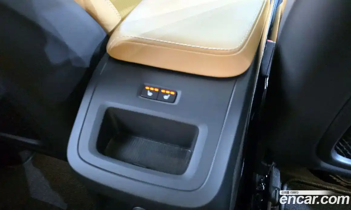 Volvo XC60 2020 2.0 автомат (гидро), фото 28