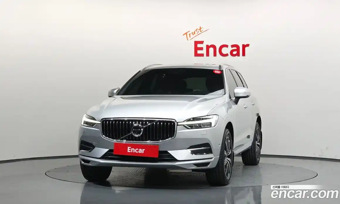 Volvo XC60 2020 2.0 автомат (гидро), фото 3