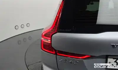 Volvo XC60 2020 2.0 автомат (гидро), миниатюра 9