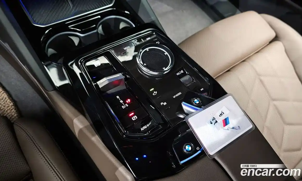 BMW 5-Series 2023 2.0 гидро, фото 12
