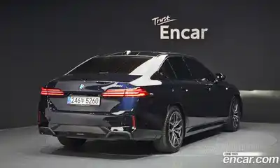 BMW 5-Series 2023 2.0 гидро, миниатюра 2