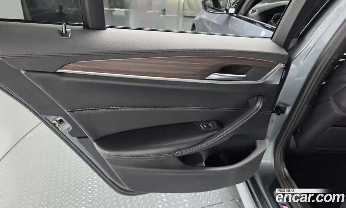 BMW 5 серия 2017 2.0 автомат (гидро), фото 14