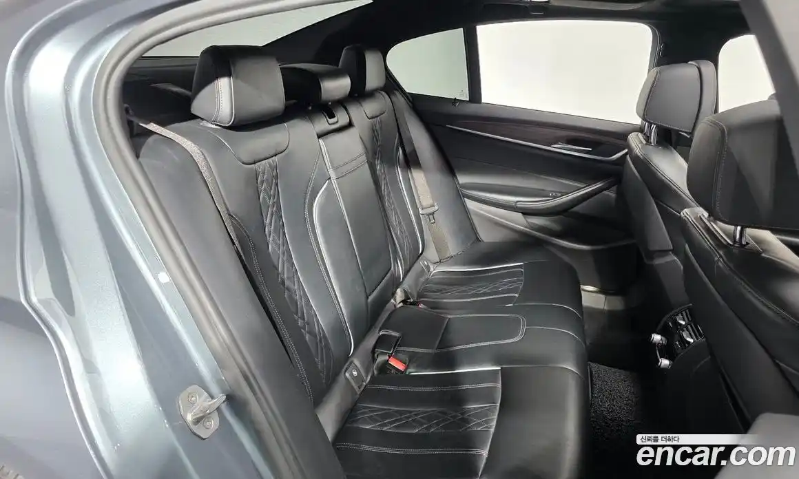 BMW 5 серия 2017 2.0 автомат (гидро), фото 15