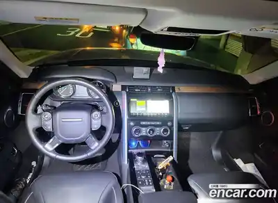Land Rover Discovery 2017 3.0 автомат (гидро), миниатюра 4