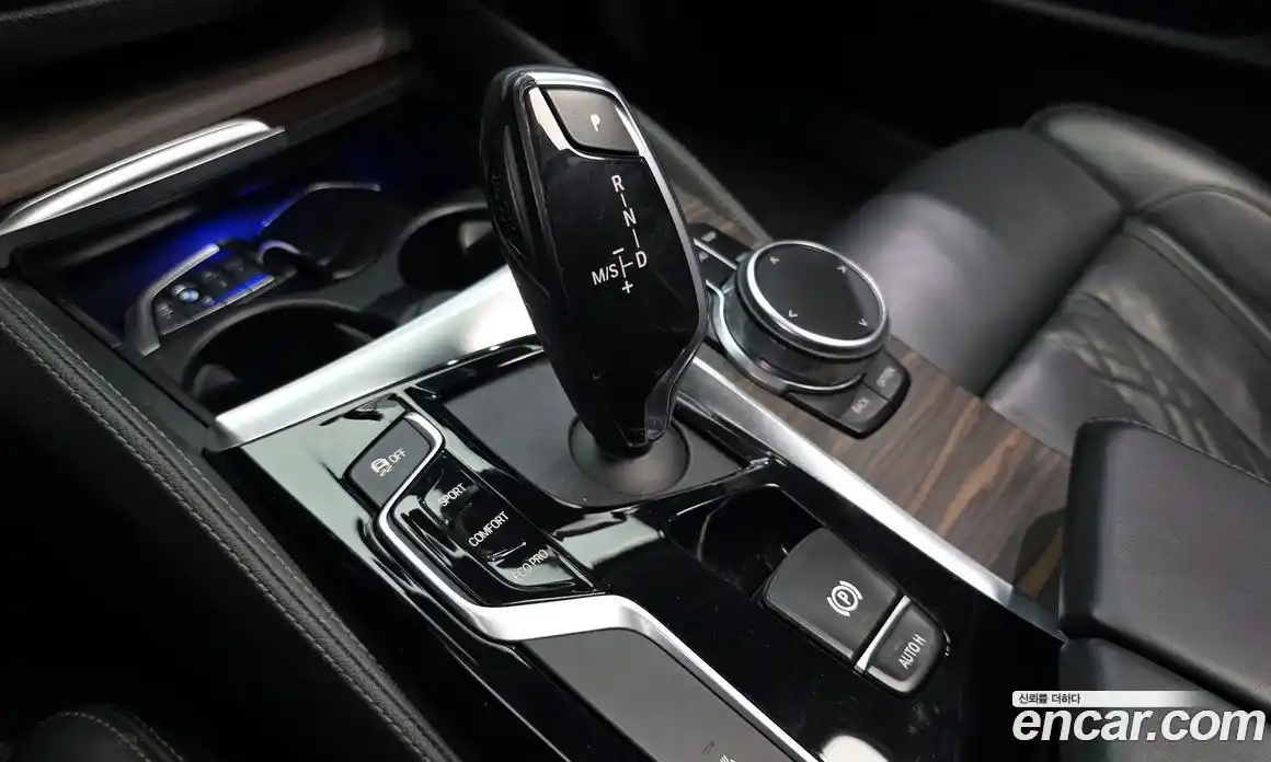 BMW 5 серия 2018 2.0 автомат (гидро), фото 12