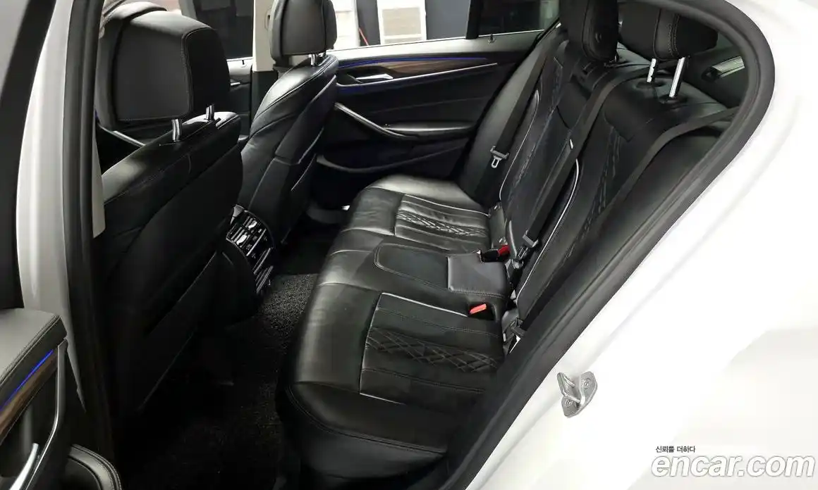 BMW 5 серия 2018 2.0 автомат (гидро), фото 18