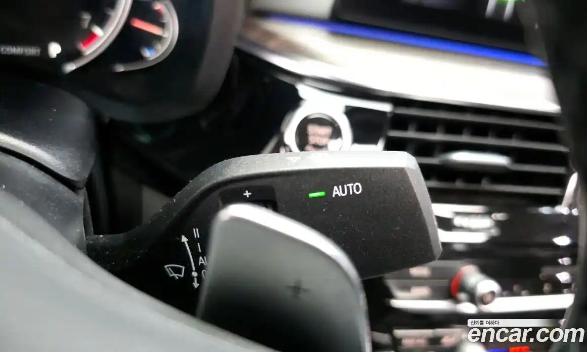 BMW 5 серия 2018 2.0 автомат (гидро), фото 26