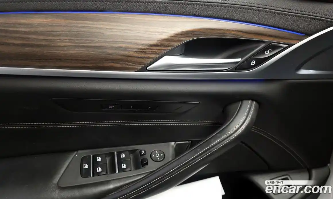 BMW 5 серия 2018 2.0 автомат (гидро), фото 30