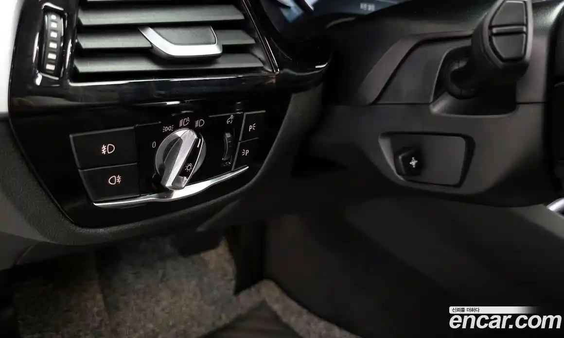 BMW 5 серия 2018 2.0 автомат (гидро), фото 32