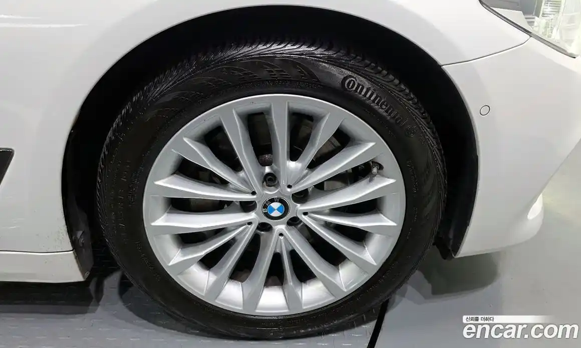 BMW 5 серия 2018 2.0 автомат (гидро), фото 7
