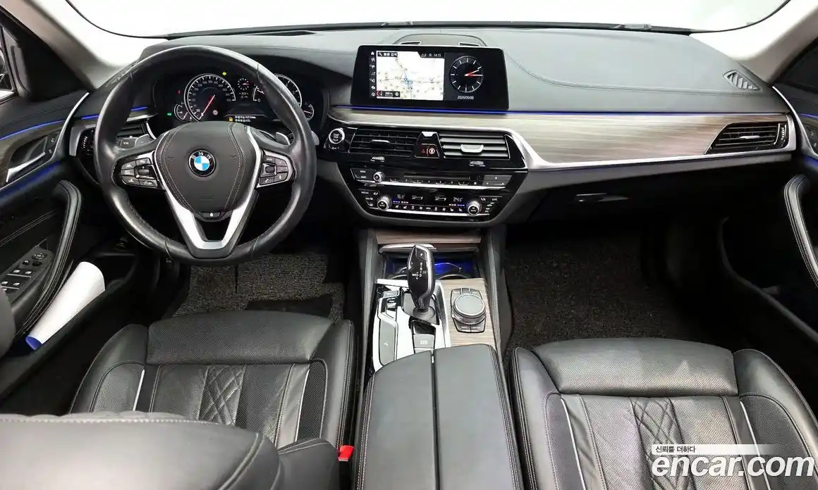 BMW 5 серия 2018 2.0 автомат (гидро), фото 10