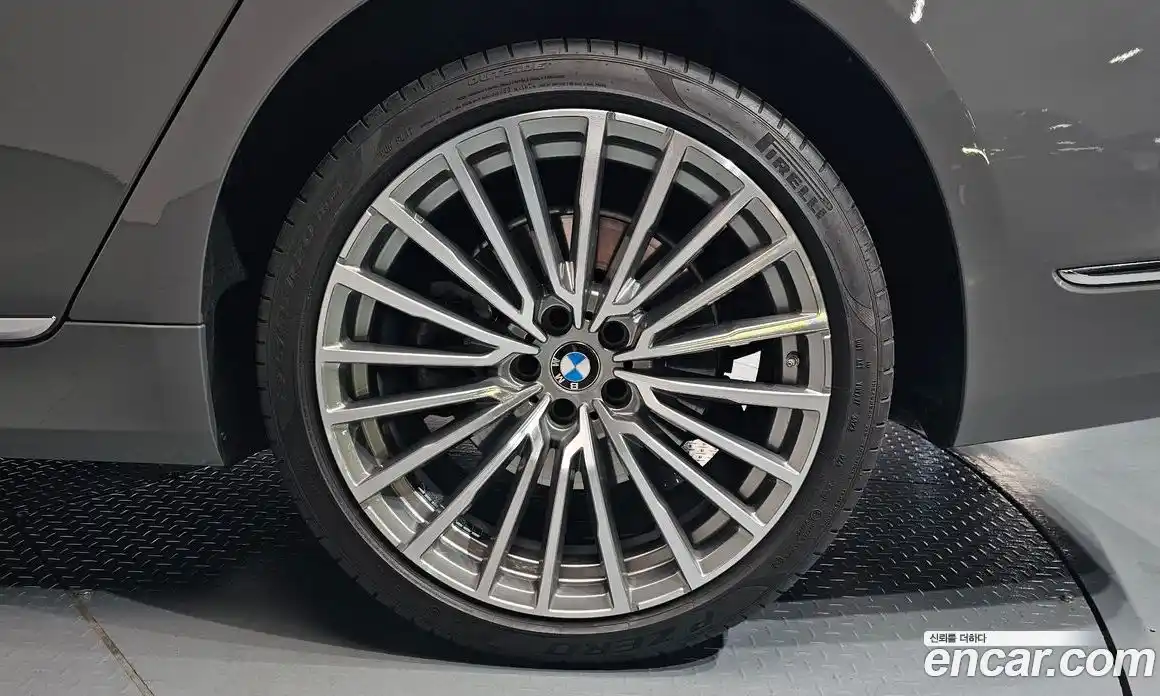 BMW 7-Series 2021 3.0 гидро, фото 6