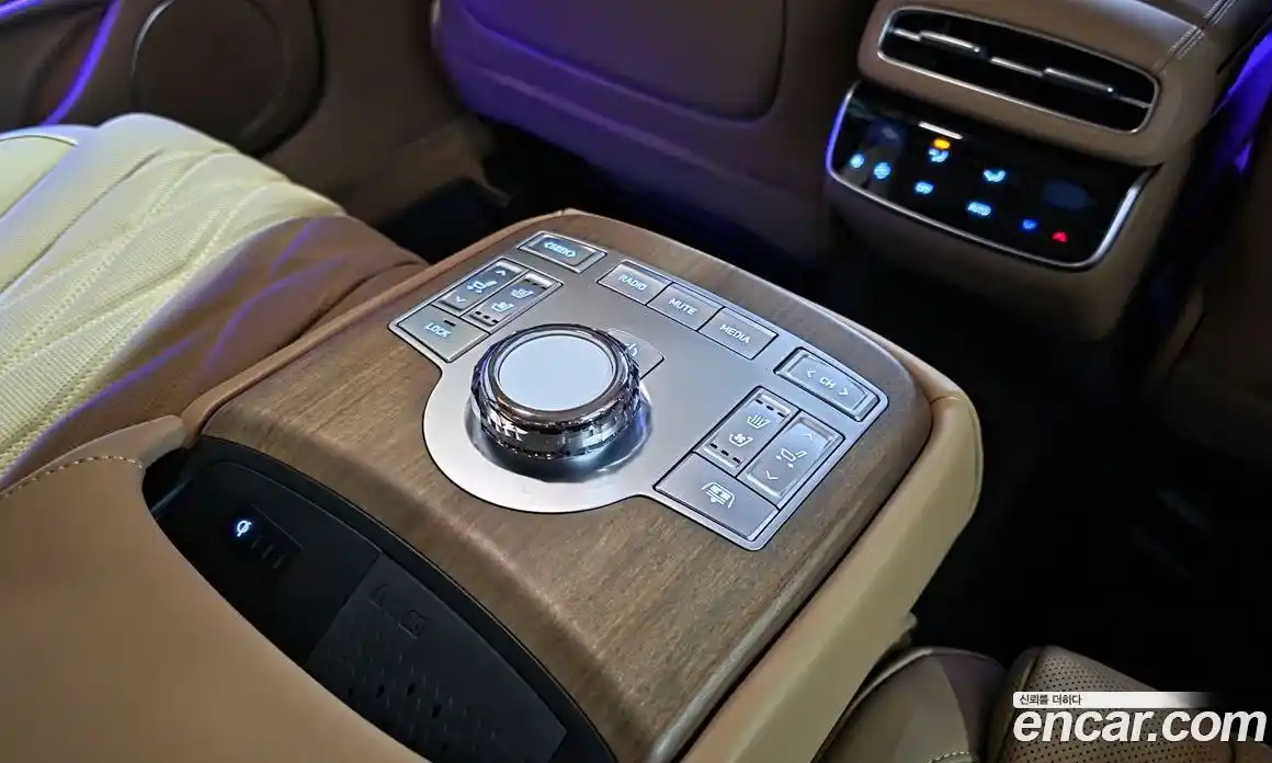 Genesis G80 2025 2.5 автомат (гидро), фото 19