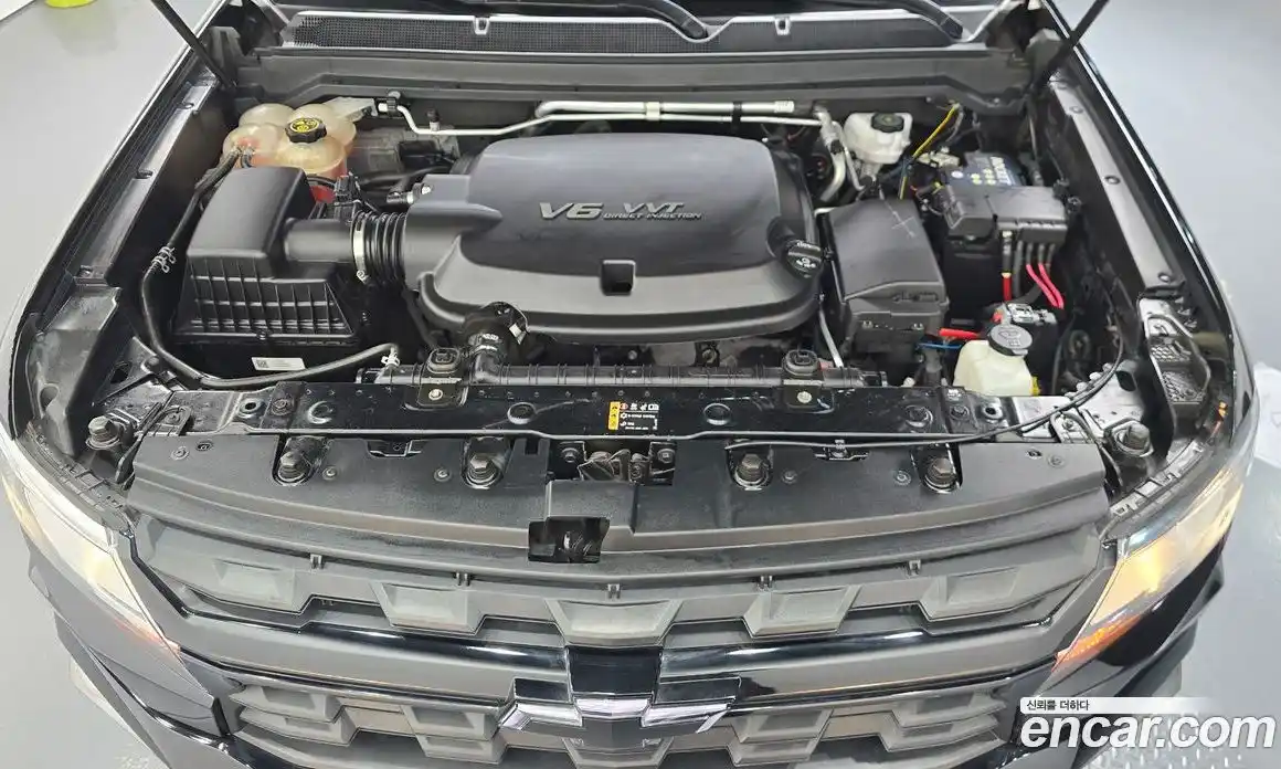 Chevrolet Colorado 2022 3.6 автомат (гидро), фото 6