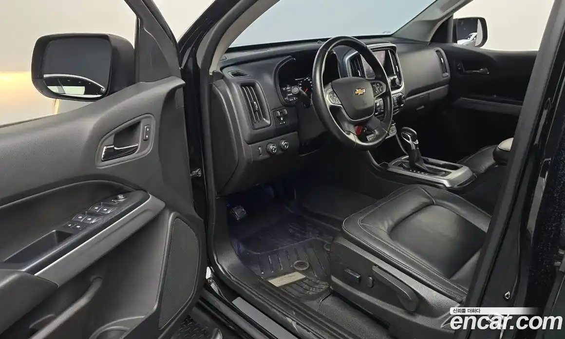 Chevrolet Colorado 2022 3.6 автомат (гидро), фото 10