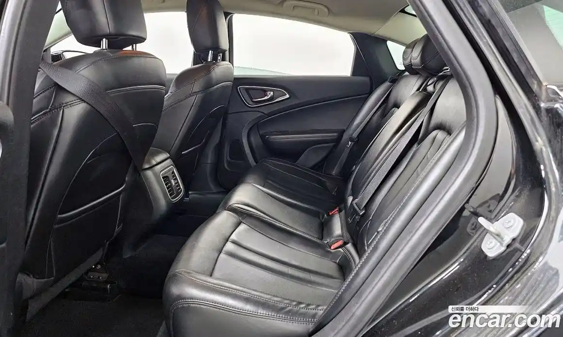 Chrysler 200 2015 3.6 гидро, фото 13