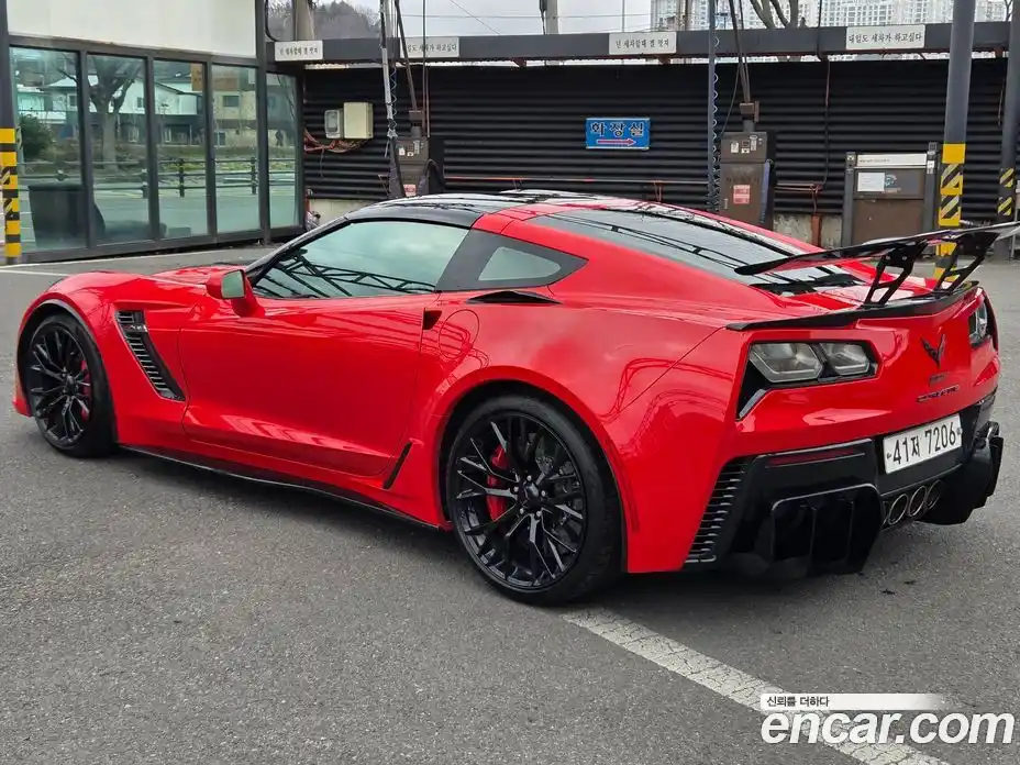 Chevrolet Corvette 2017 6.2 гидро, фото 1