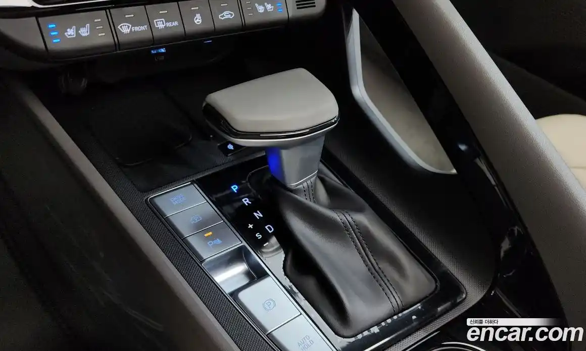 Hyundai Avante 2025 1.6 автомат (гидро), фото 11