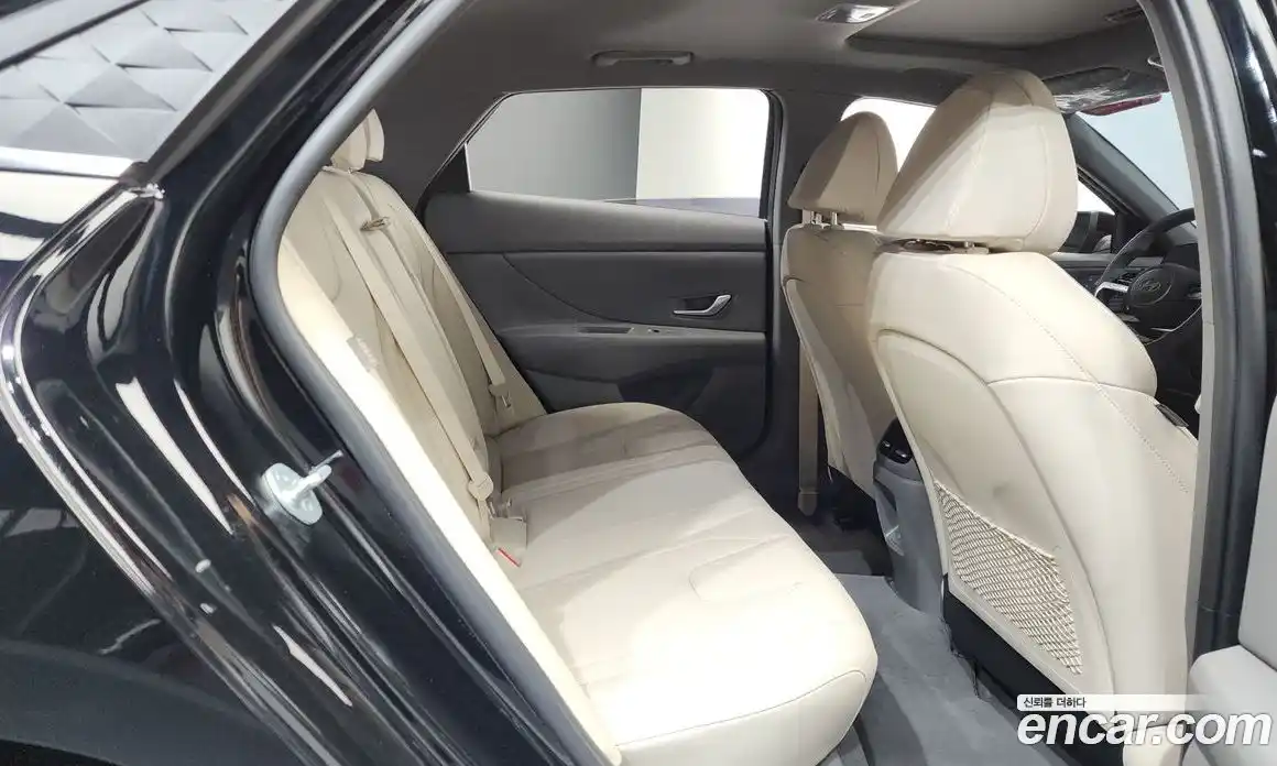 Hyundai Avante 2025 1.6 автомат (гидро), фото 16