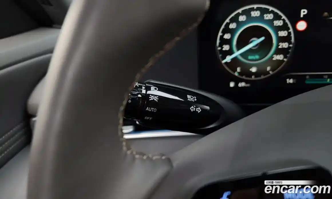 Hyundai Avante 2025 1.6 автомат (гидро), фото 34
