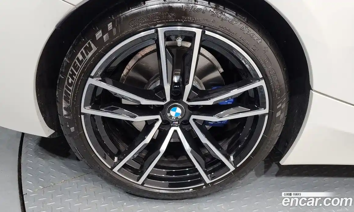 BMW Z4 2025 2.0 гидро, фото 5