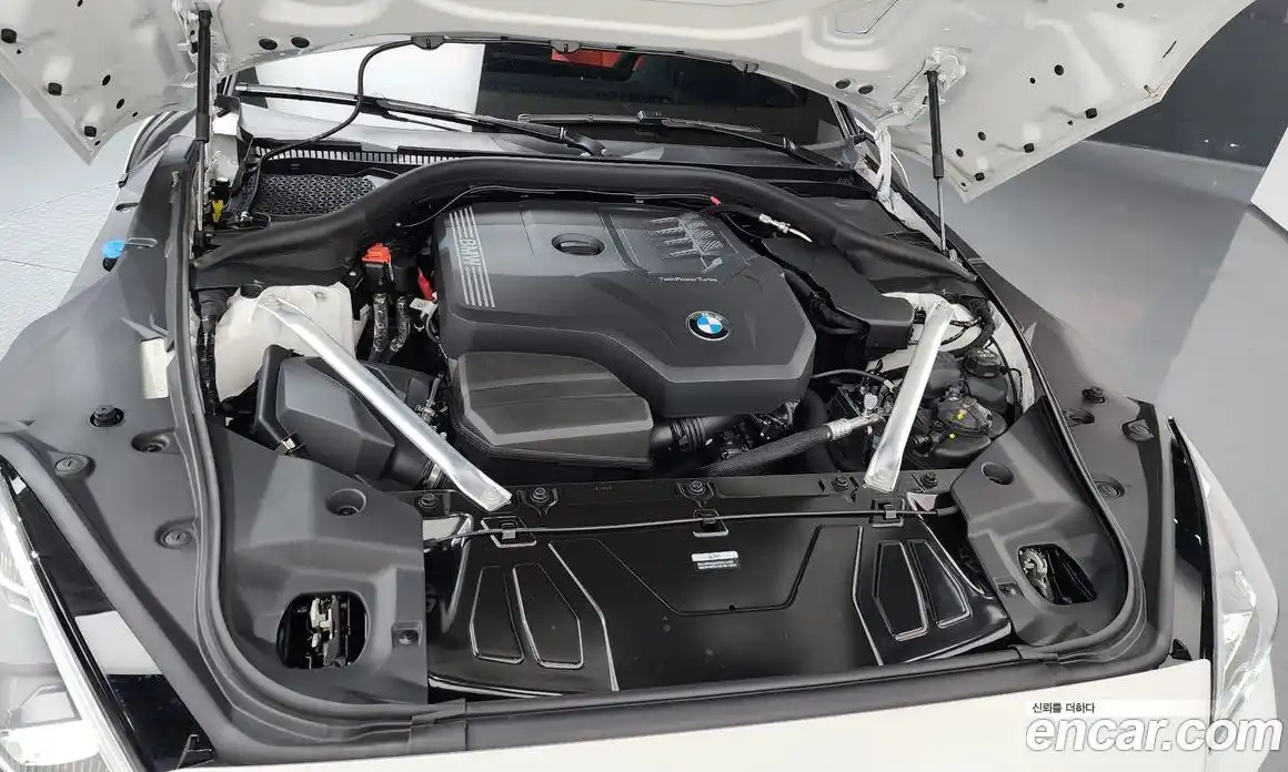 BMW Z4 2025 2.0 гидро, фото 6