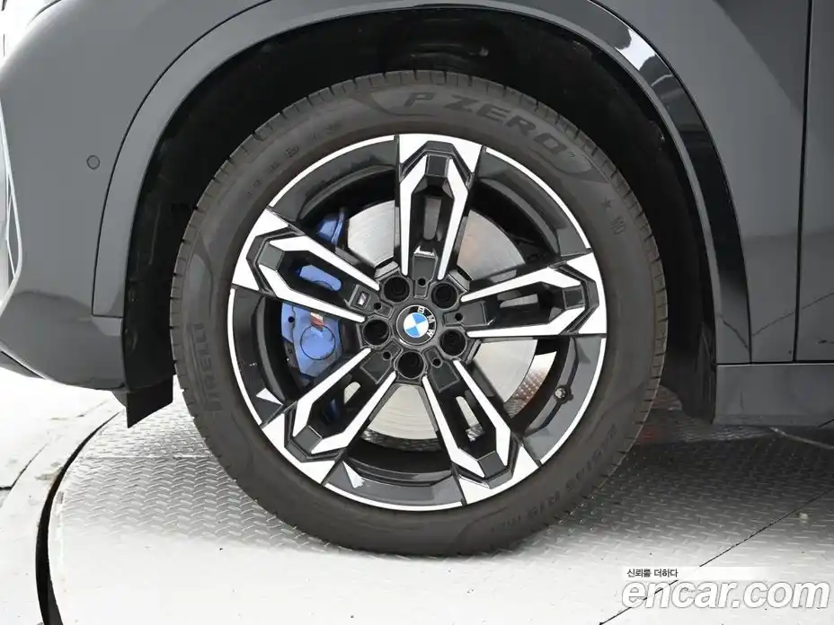 BMW X1 2025 2.0 гидро, фото 5