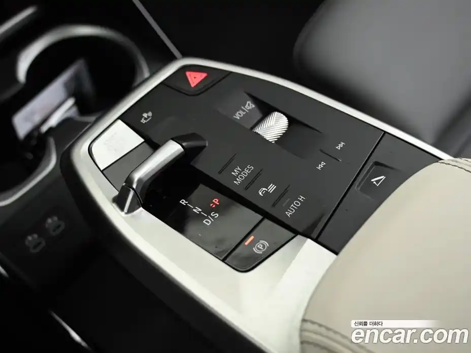 BMW X1 2025 2.0 гидро, фото 9