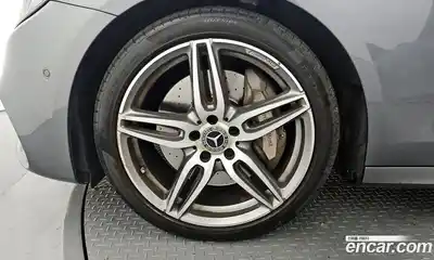 Mercedes-Benz E-Class 2017 2.0 автомат (гидро), миниатюра 5