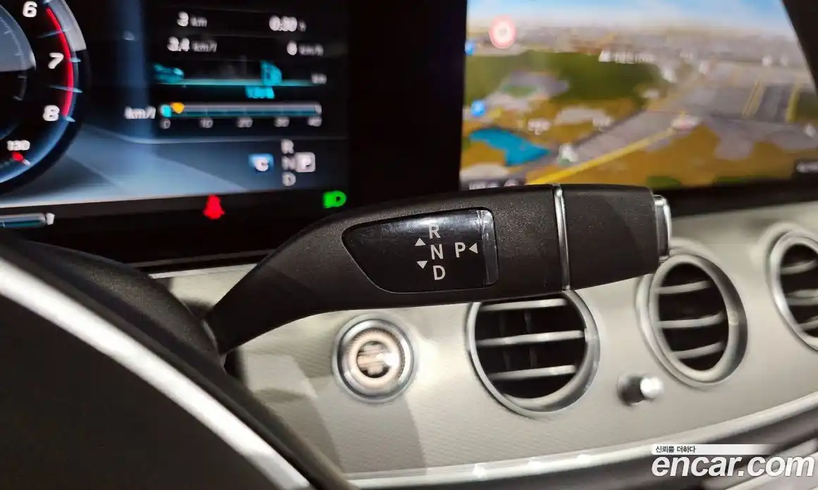 Mercedes-Benz E-Class 2017 2.0 автомат (гидро), фото 9