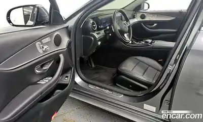 Mercedes-Benz E-Class 2017 2.0 автомат (гидро), миниатюра 10