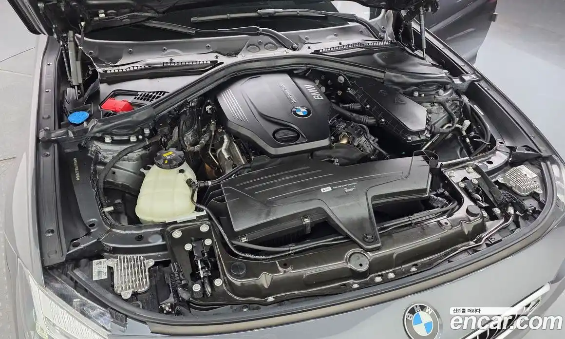 BMW 3 серия 2020 2.0 автомат (гидро), фото 6
