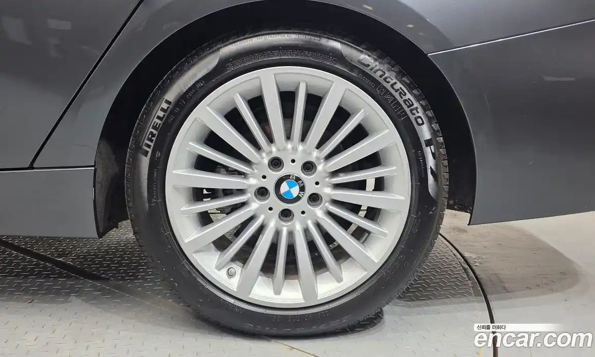 BMW 3 серия 2020 2.0 автомат (гидро), фото 7