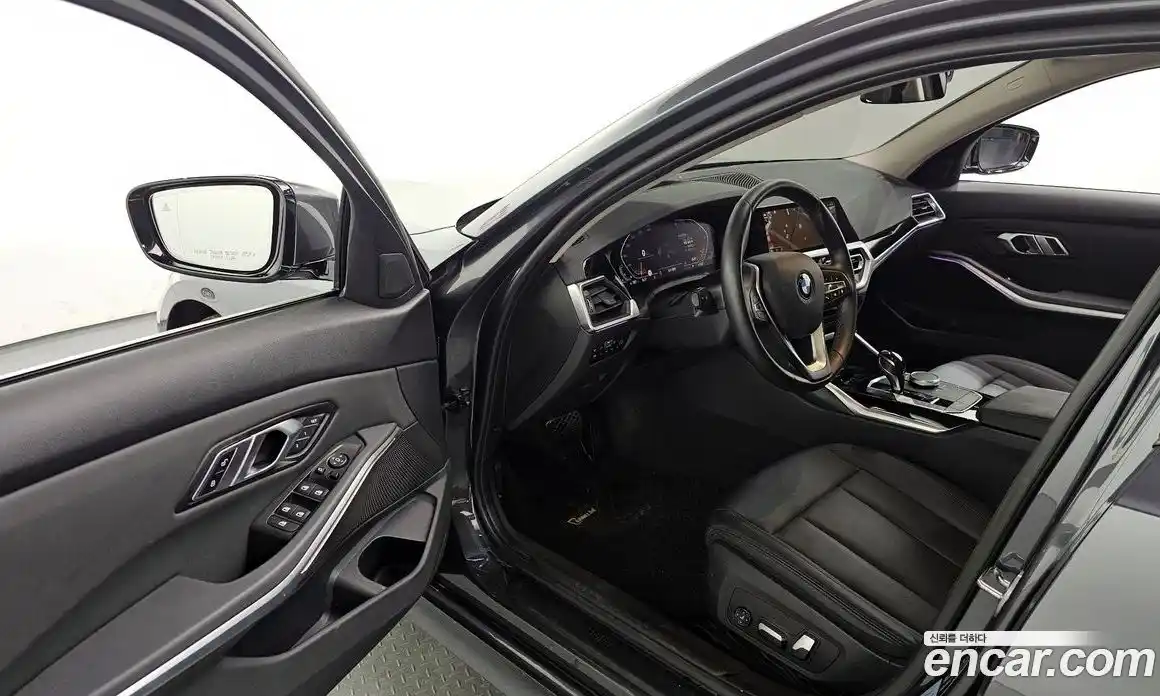 BMW 3 серия 2019 2.0 автомат (гидро), фото 13