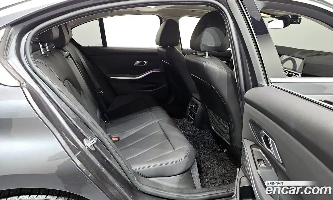 BMW 3 серия 2019 2.0 автомат (гидро), фото 18